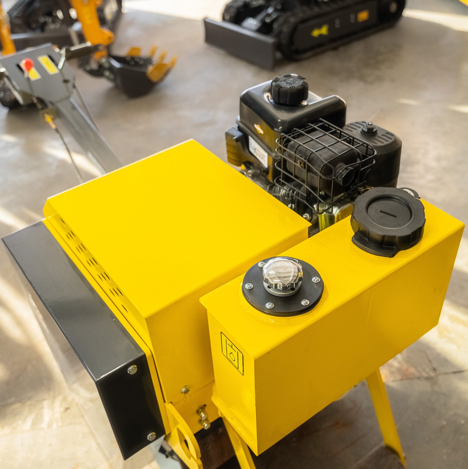 vibrovolas trinkelėms LIFTREX 600A su Honda varikliu ir CE sertifikatu