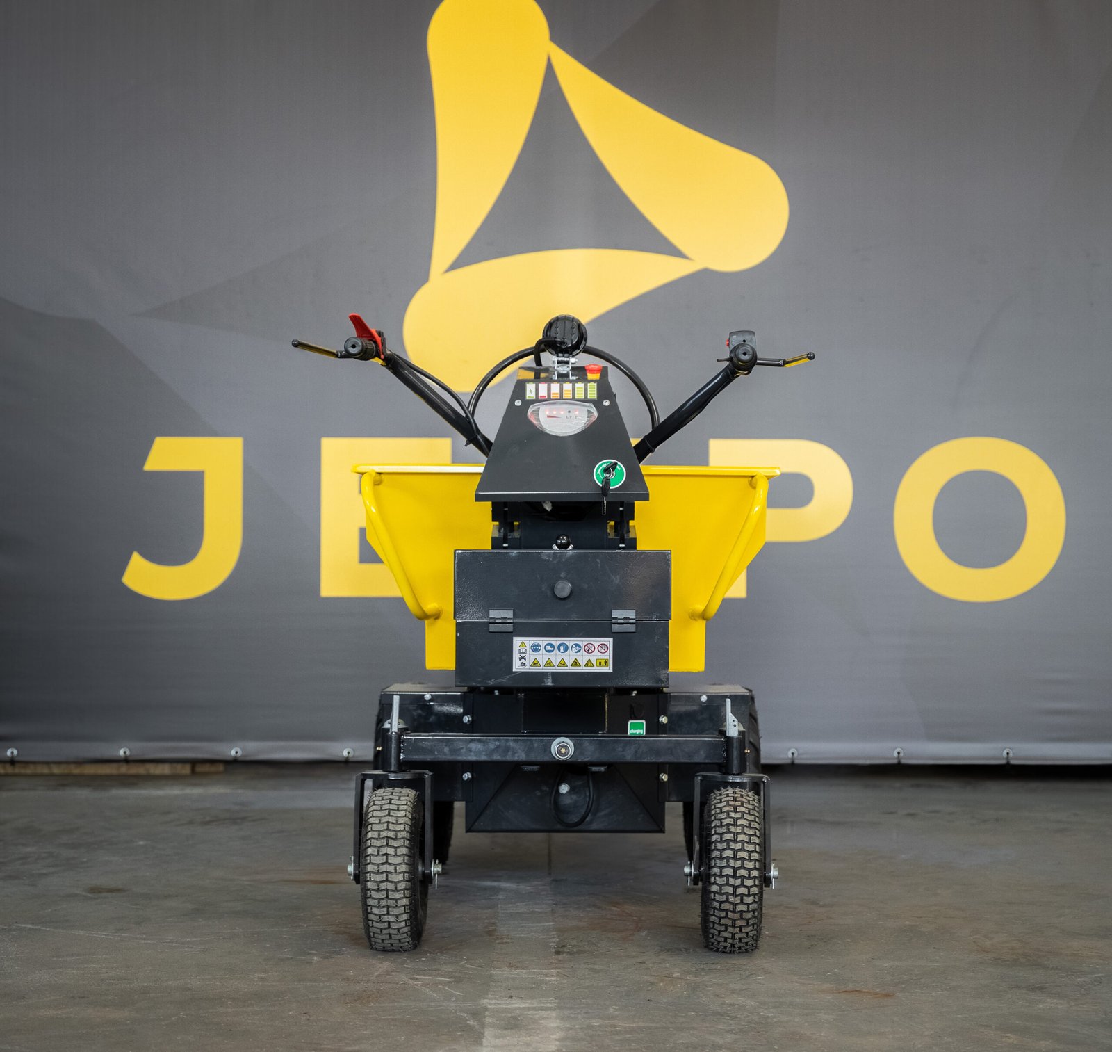 kompaktiškas elektrinis dumperis LIFTREX 650Y manevringam darbui