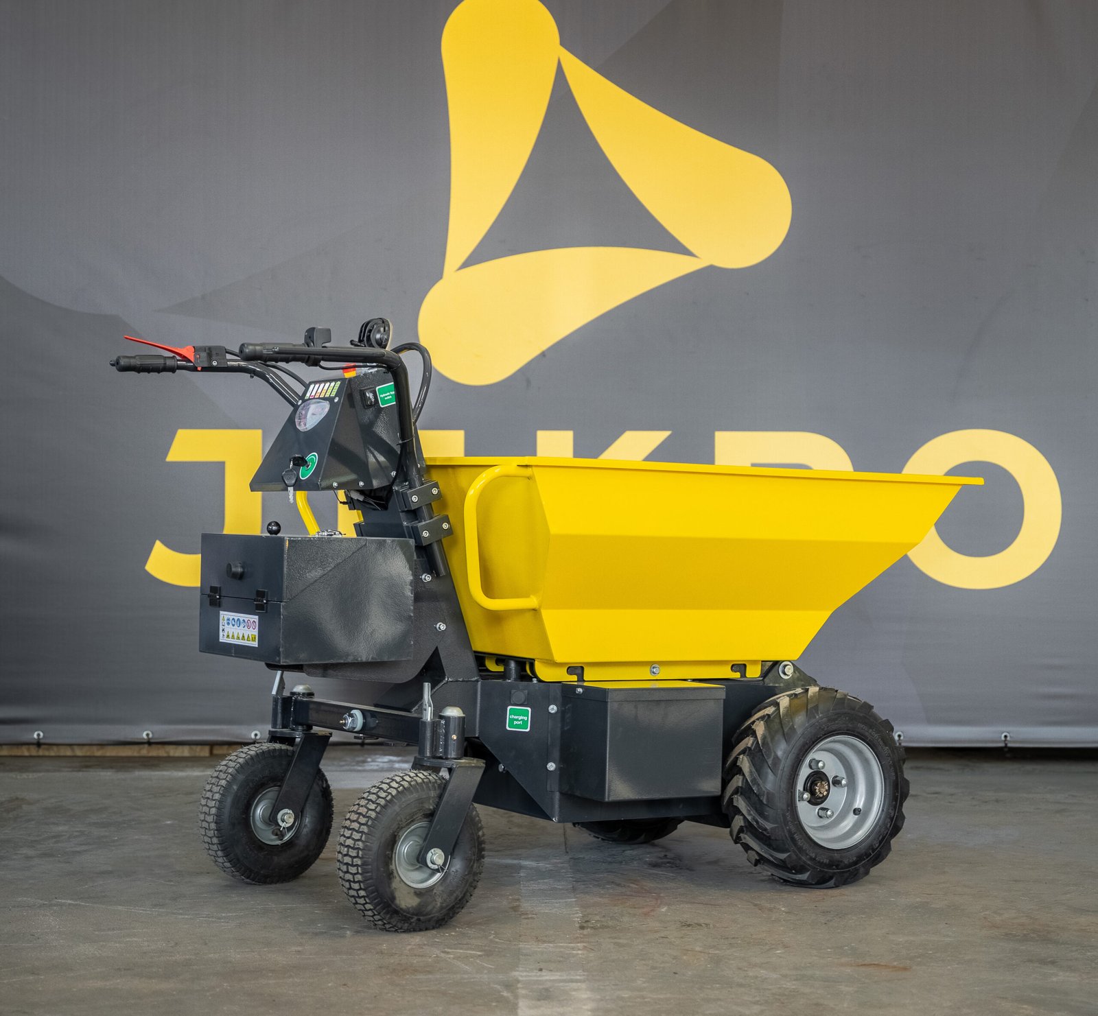 elektrinis dumperis LIFTREX 650Y su 500 kg keliamąja galia