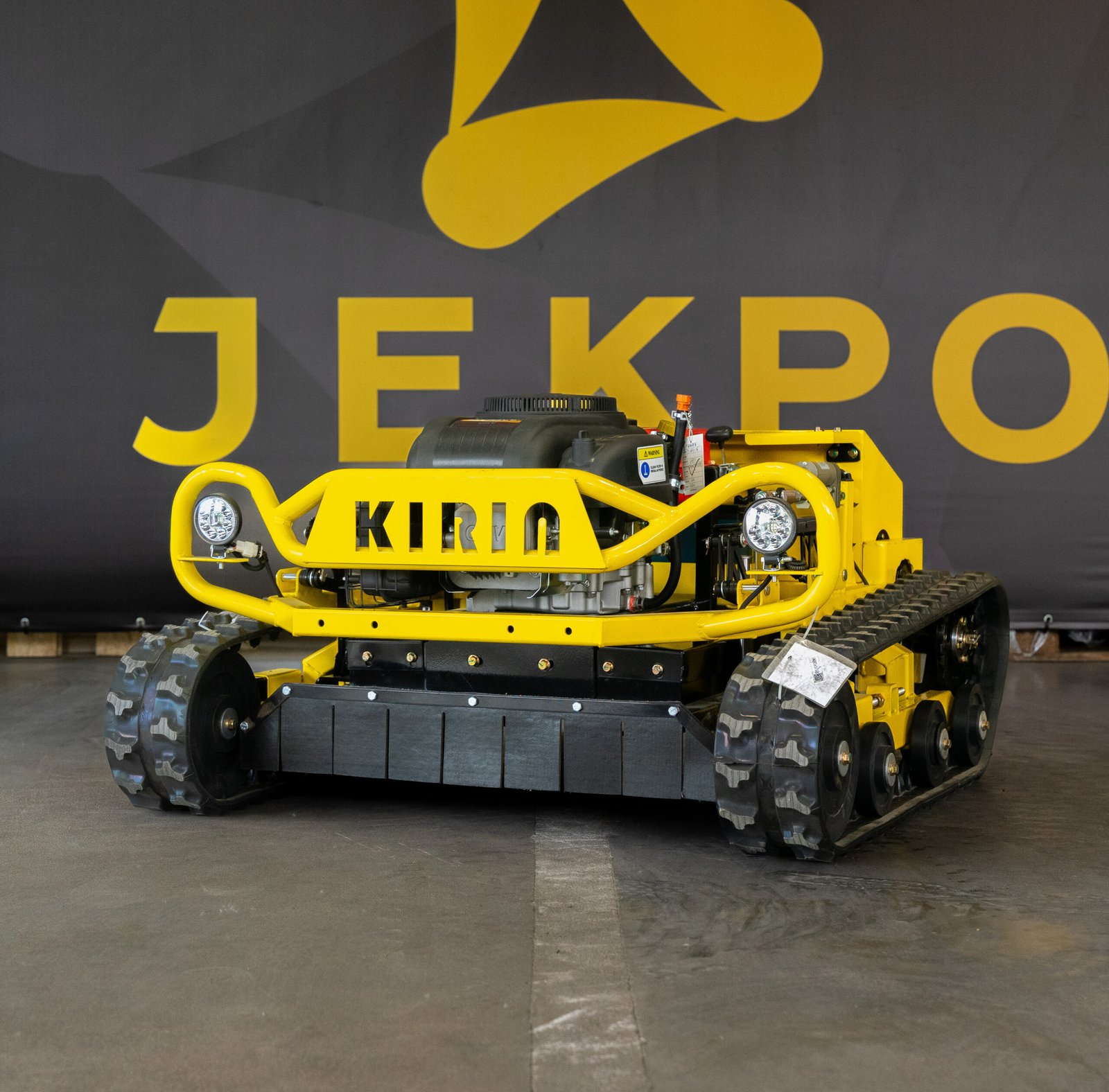 Liftrex 800 PLUS nuotoliniu būdu valdoma vejapjovė - Image 2